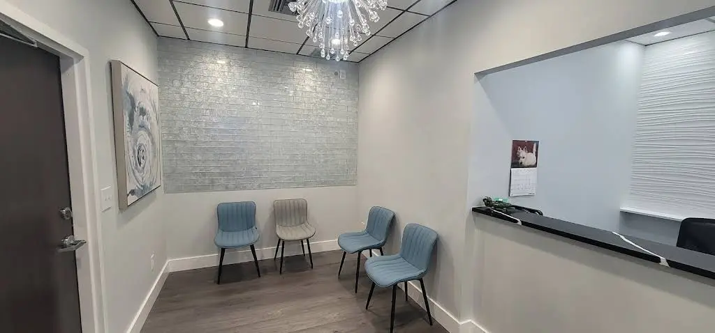 New Boca Smiles Dentistry - Professional dental clinic exterior with modern facilities