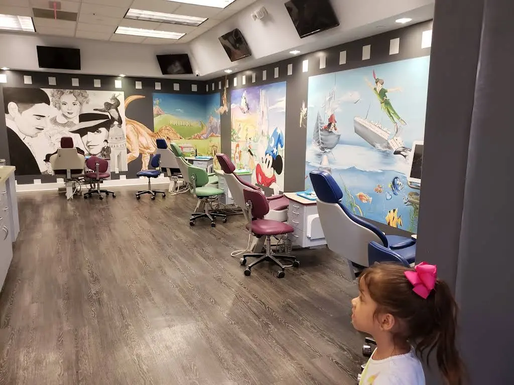 Mini Mouths Dentistry for Kids