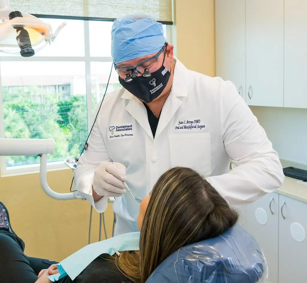 DENTALMED Associates