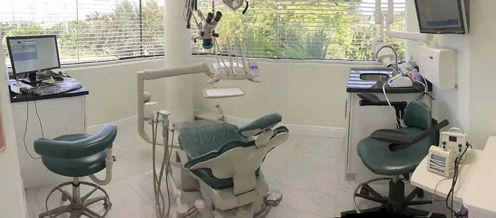 Dr. Glen Mitchell Endodontics / Tooth Savers