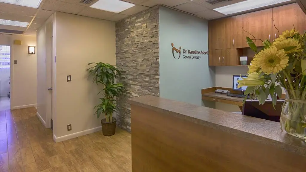 Karoline Asbell, DDS