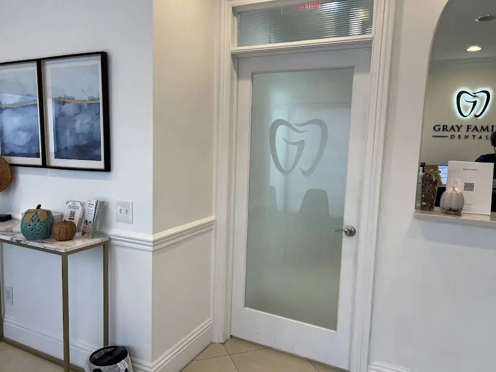 Rey Dental