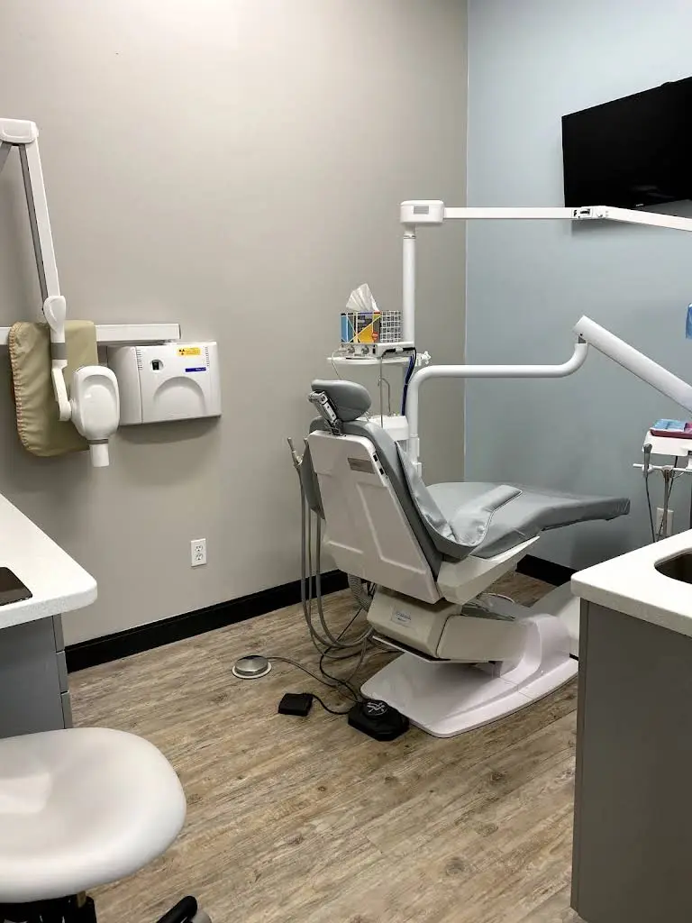 Dental Team of Coconut Creek - Professional dental clinic exterior with modern facilities