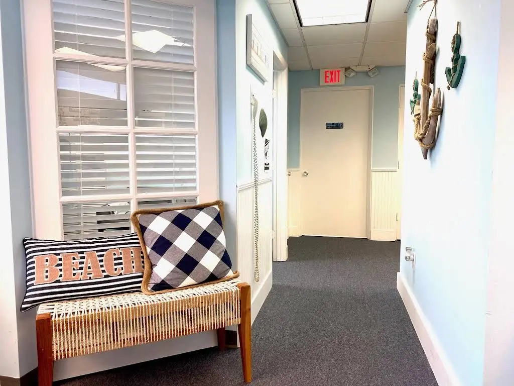 Izzy's Kidz Dentistry - Professional dental clinic exterior with modern facilities