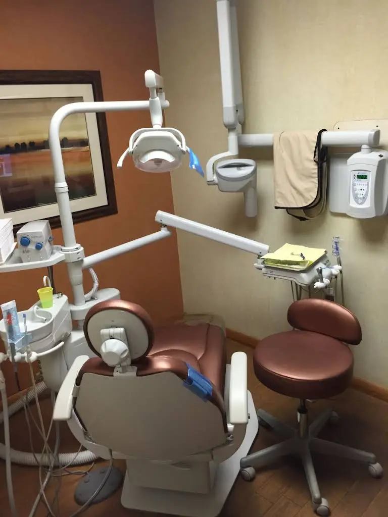 Listopad & Finder DDS