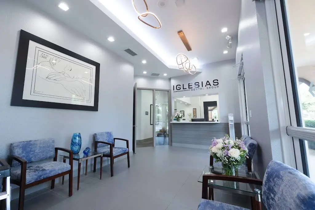 Iglesias Dental Group