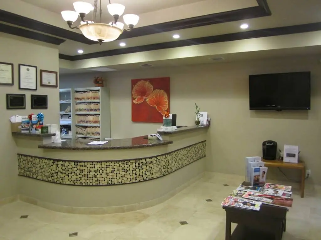 Sonrie Dental Care