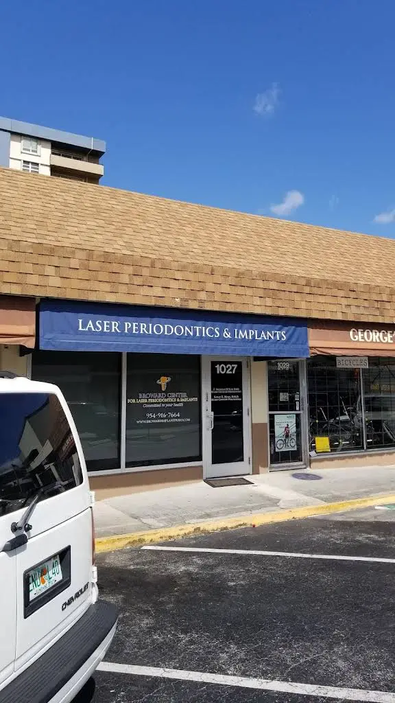 Broward Center for Laser Periodontics & Implants - Professional dental clinic exterior with modern facilities