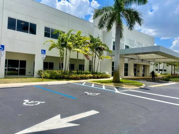 Renew Family Dental - Professional dental clinic exterior with modern facilities