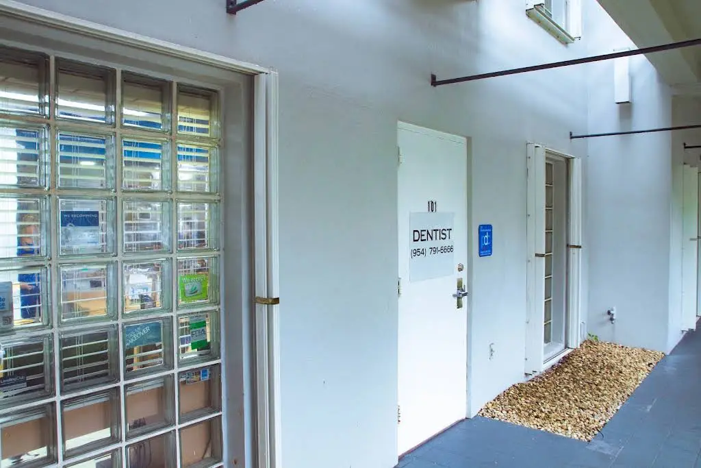 Plantation Dental Care