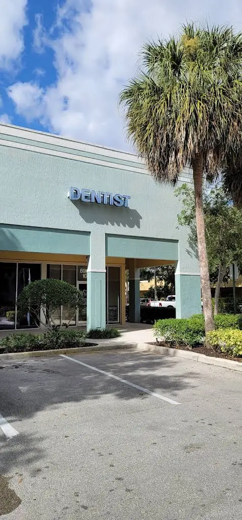 Smile Design Dental of Plantation
