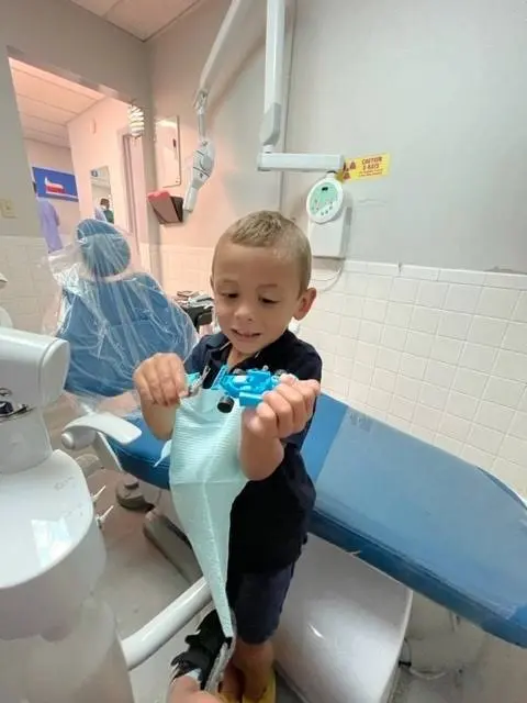 William Thomas Zenga, DMD, PA - Professional dental clinic exterior with modern facilities