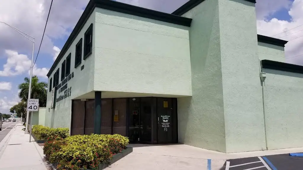 MICHAEL BARNARD DDS PA