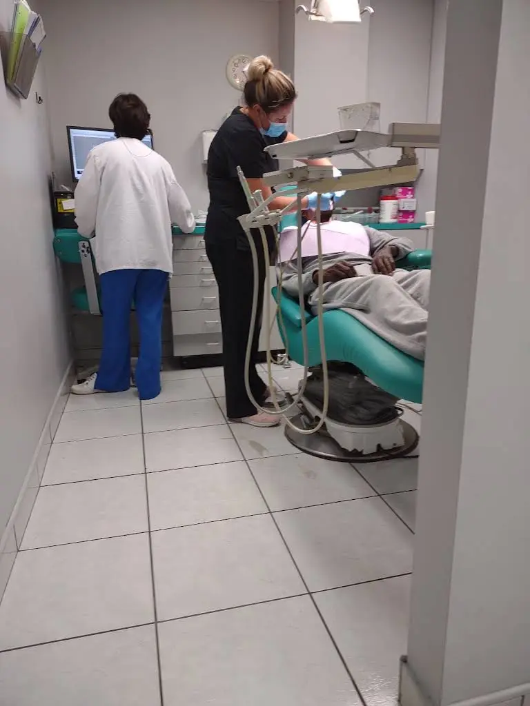 MICHAEL BARNARD DDS PA