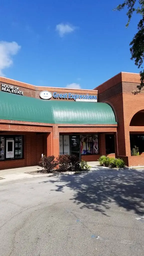 Great Expressions Dental Centers - Professional dental clinic exterior with modern facilities