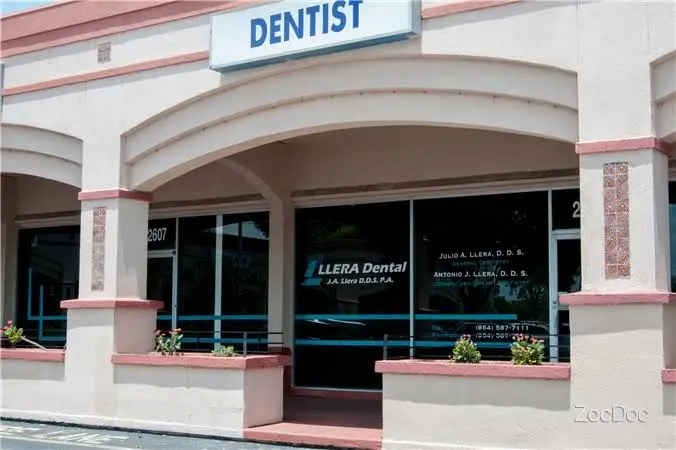 LLERA Dental