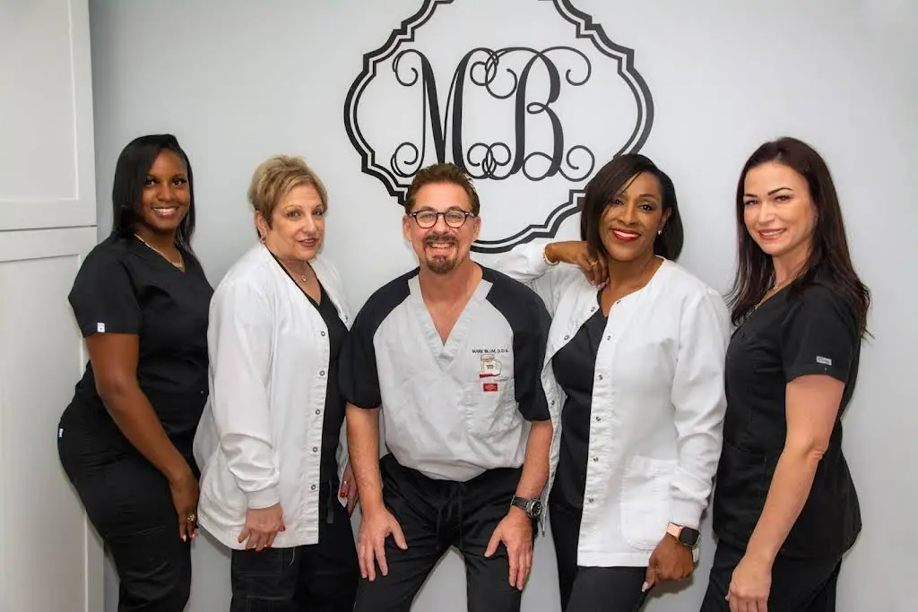 Mark Blum DDS - Professional dental clinic exterior with modern facilities