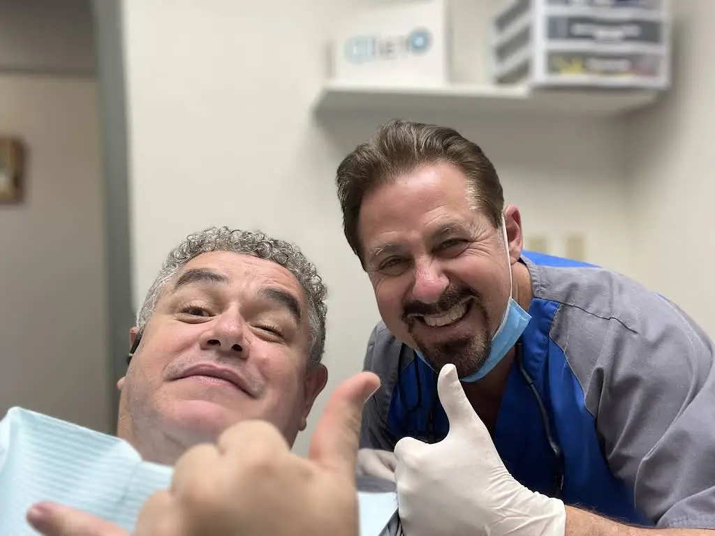 Mark Blum DDS