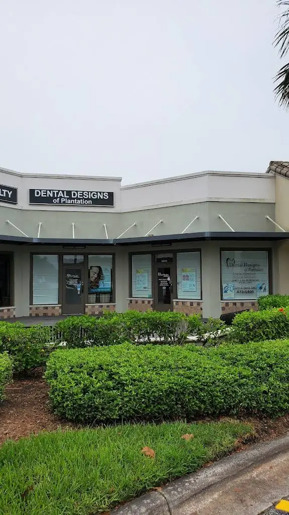 Dental Designs of Plantation
