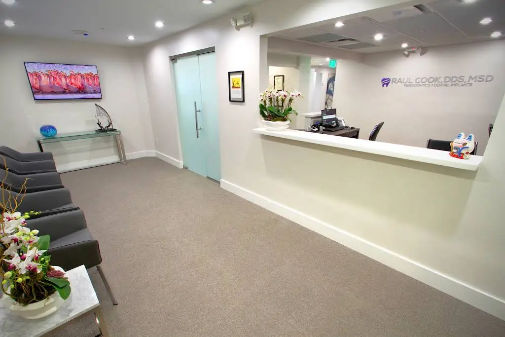Raul Cook, DDS, MSD Periodontics & Dental Implants