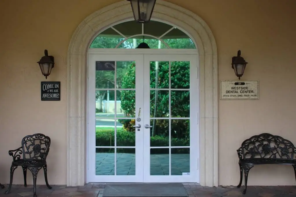 Westside Dental Center: Uttma Dham, DMD