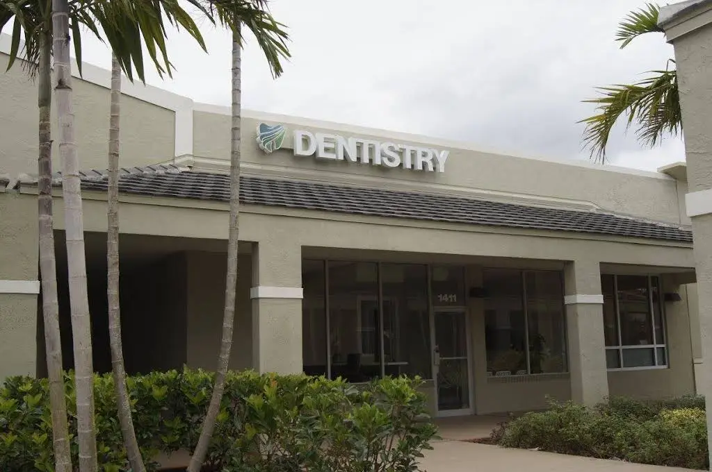 Plantation Dental Studio and Implant Center