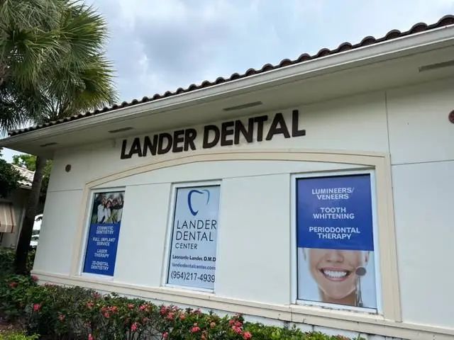 Lander Dental Center - Dr Leonardo Lander DMD - Professional dental clinic exterior with modern facilities