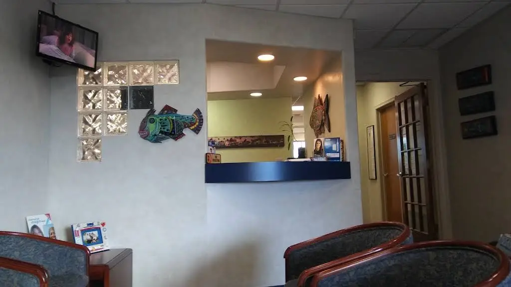 The Weston FL Dentist - Professional dental clinic exterior with modern facilities