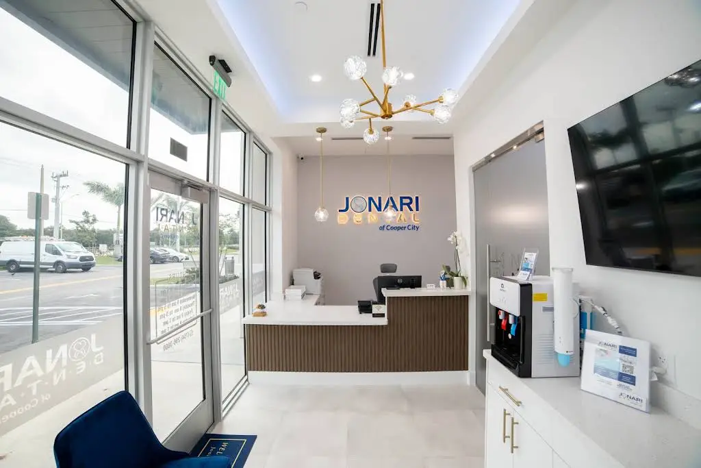 Jonari Dental of Cooper City - Professional dental clinic exterior with modern facilities