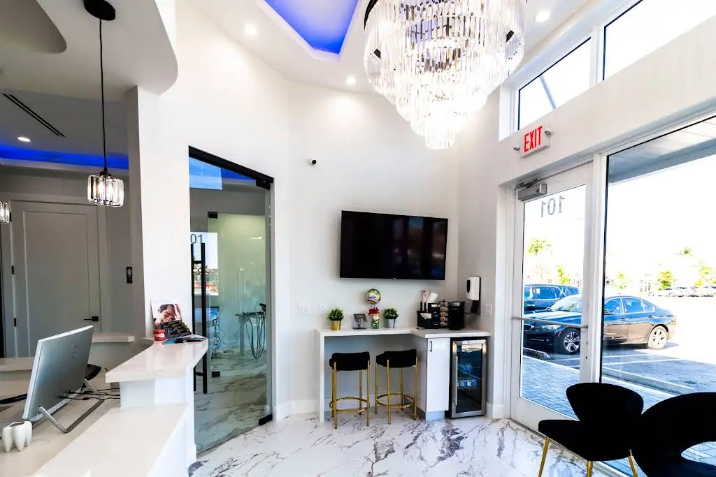 My Smile Dentistry: Kelly Gonzalez, DMD
