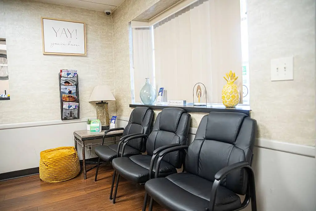 Horizon Dental Care - Professional dental clinic exterior with modern facilities