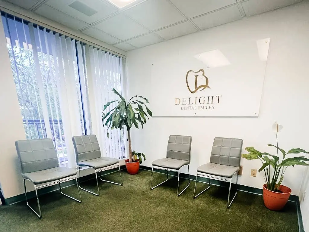Delight Dental Smiles of Hollywood - Professional dental clinic exterior with modern facilities