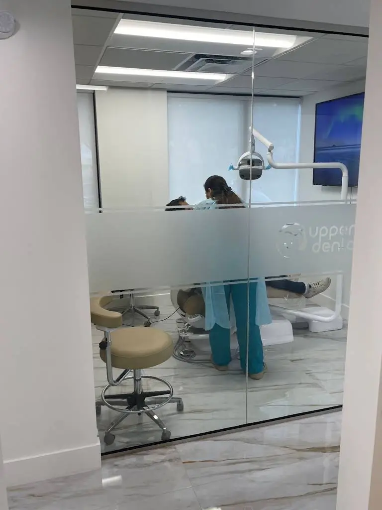 Upper Dental Hollywood