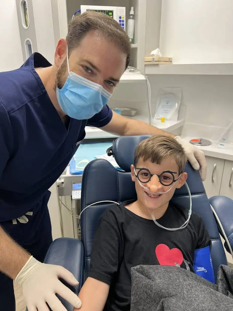 Hollywood Oral Surgery and Dental Implants