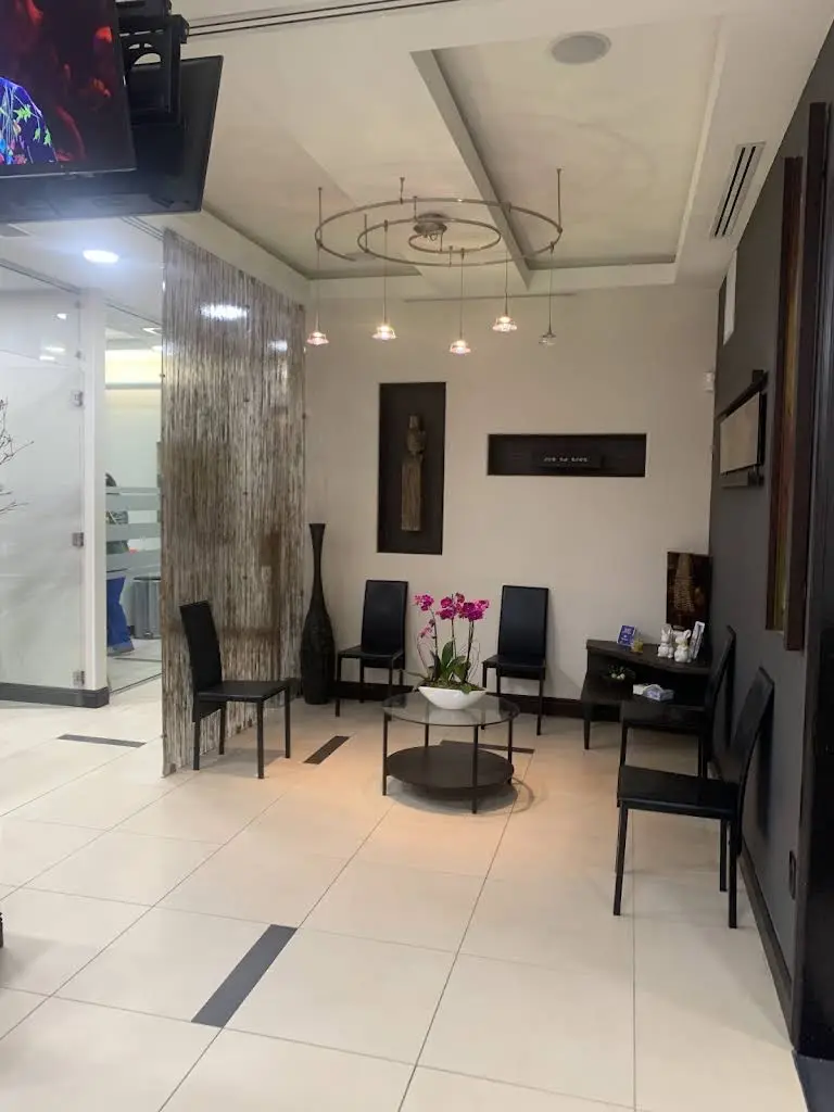 Dr. M Center / Francisco Montamarta DDS - Professional dental clinic exterior with modern facilities