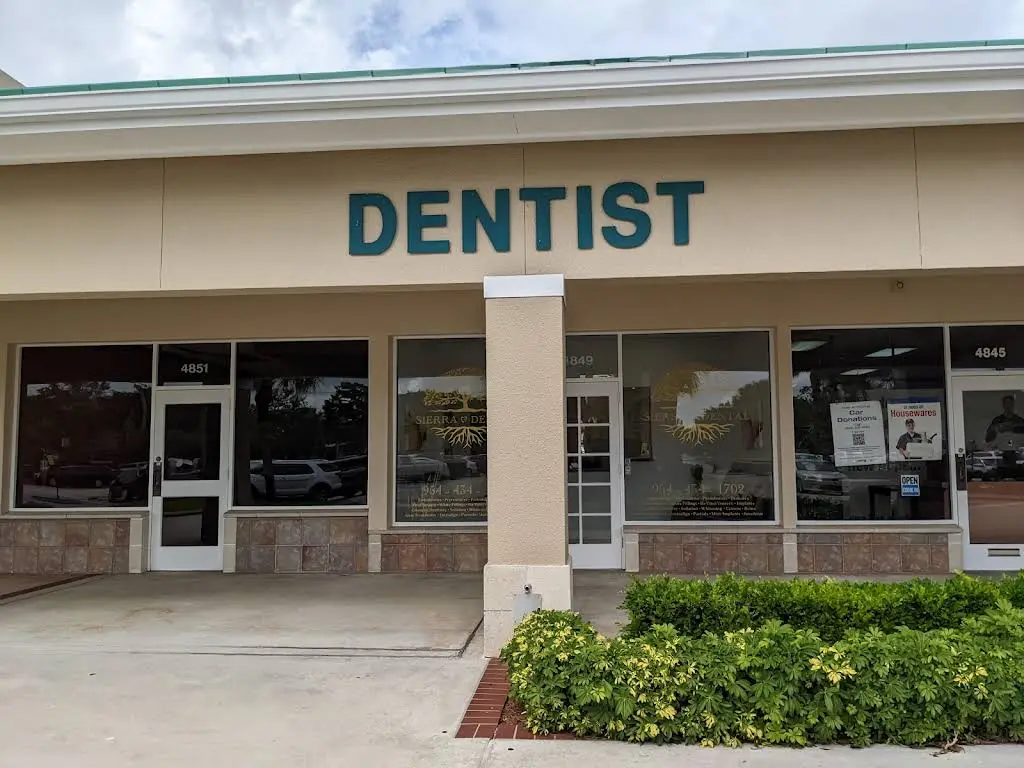Sierra Dental Davie - Professional dental clinic exterior with modern facilities