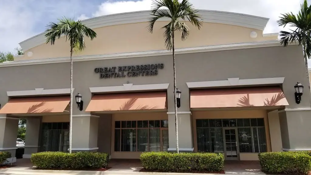 Great Expressions Dental Centers - Professional dental clinic exterior with modern facilities