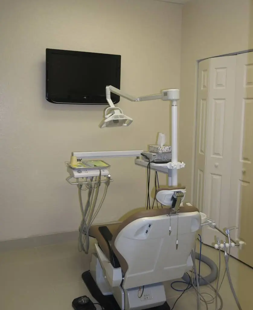 A Healthy Smile Dental