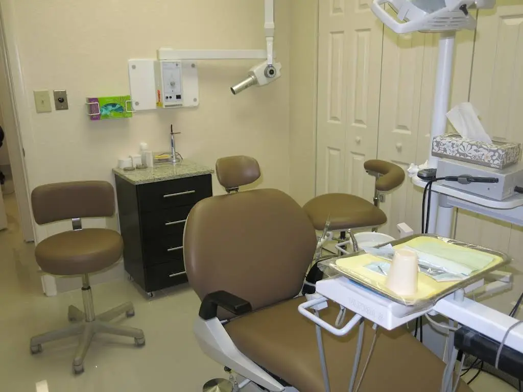 A Healthy Smile Dental