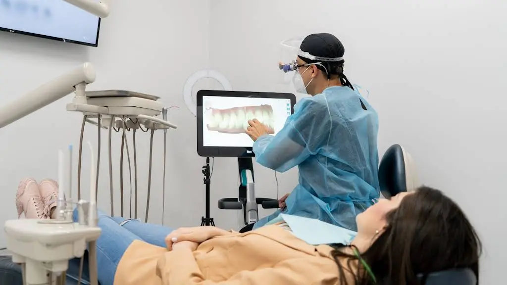 Renova Dental and Implant Center