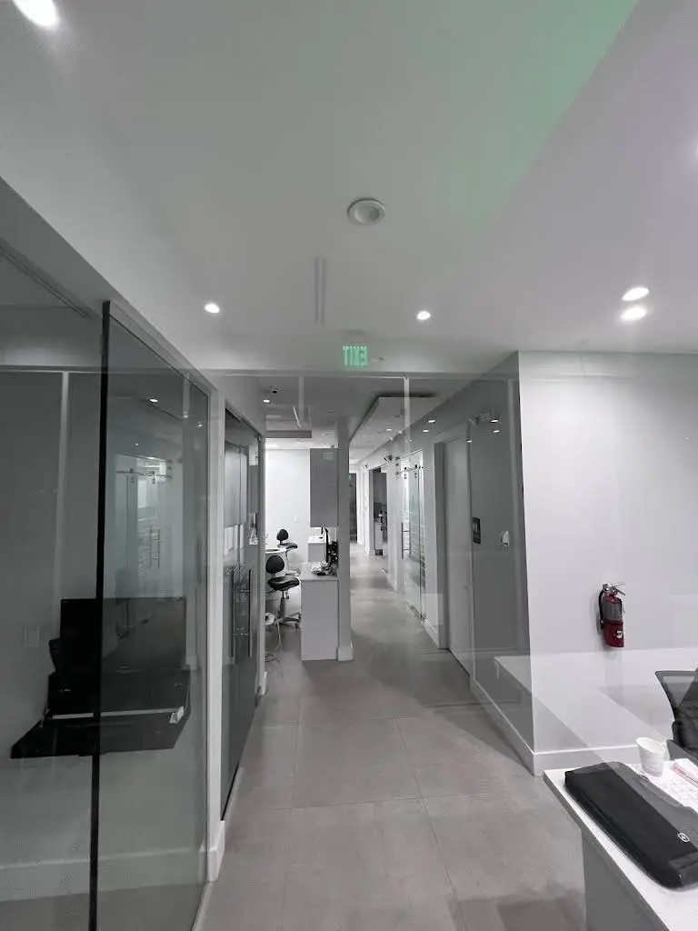 Renova Dental and Implant Center