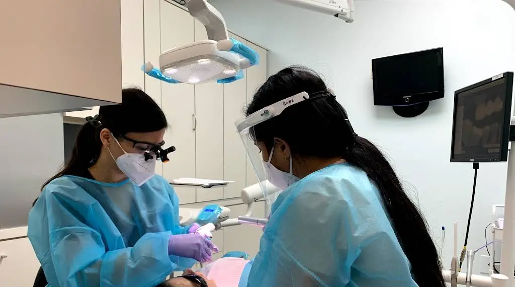 Flamingo Dental Design