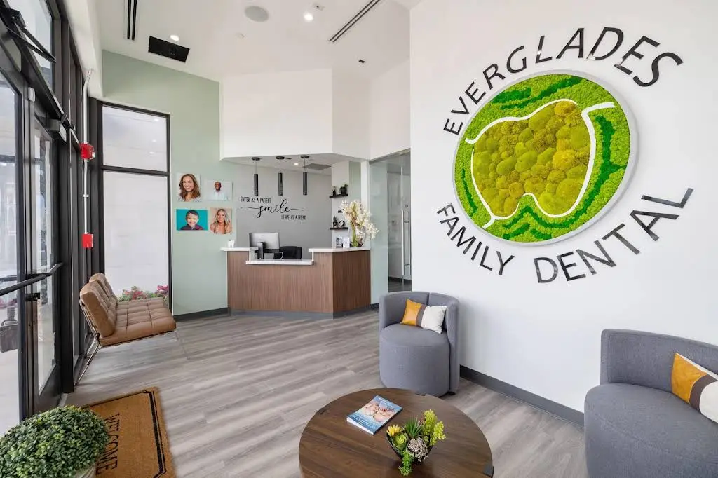 Everglades Family Dental - Professional dental clinic exterior with modern facilities