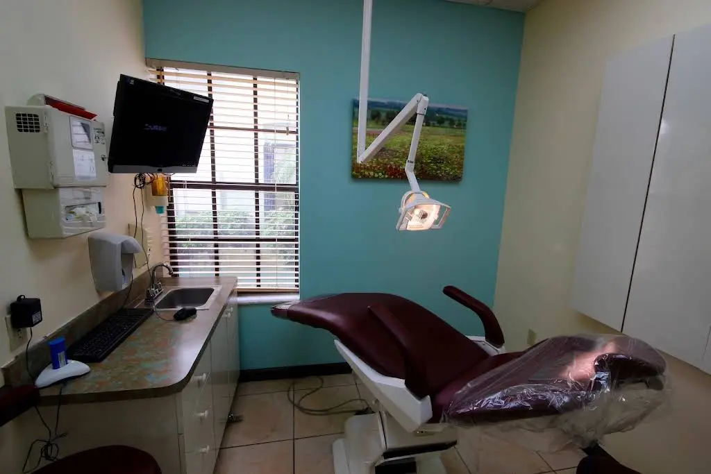 RM Dental of Pembroke Pines