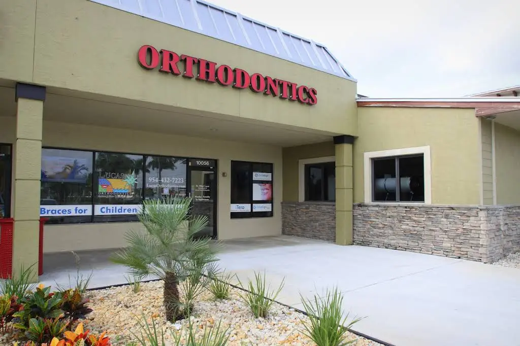 Lucas Orthodontics - Professional dental clinic exterior with modern facilities