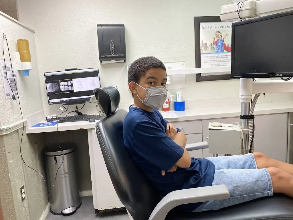 Great Expressions Dental Centers - Professional dental clinic exterior with modern facilities