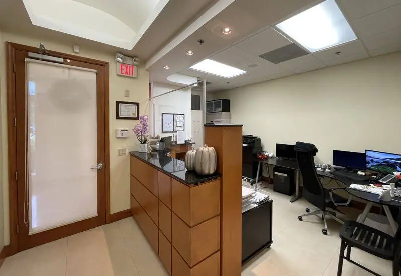 Miramar Smiles Dentistry - Professional dental clinic exterior with modern facilities