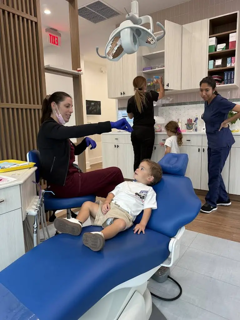 Glowing Smiles Pediatric Dentistry