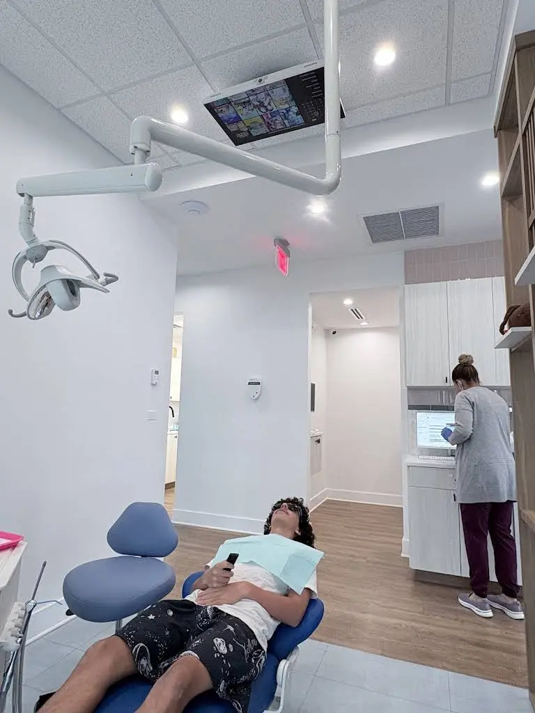 Glowing Smiles Pediatric Dentistry