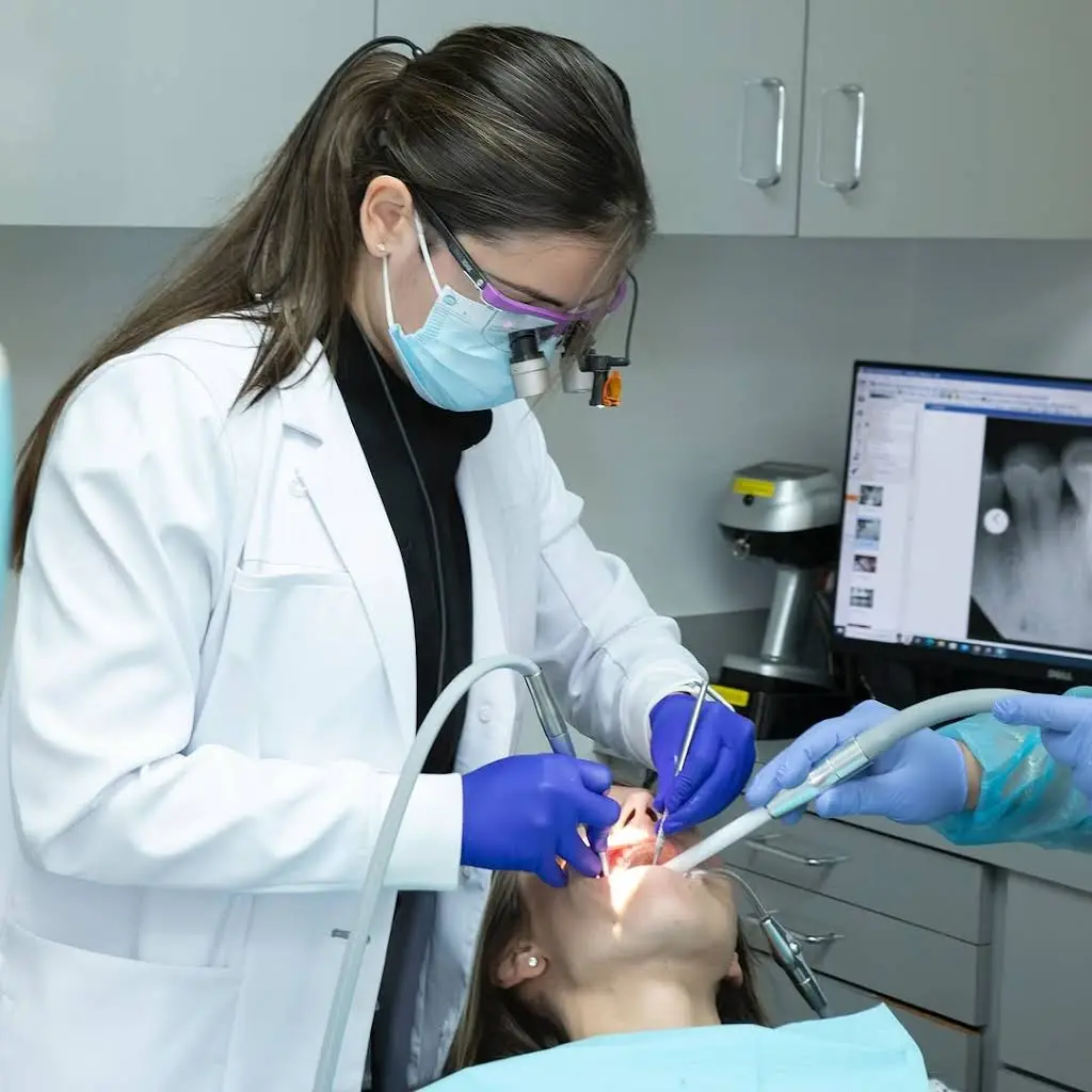 Dentist of Aventura - Professional dental clinic exterior with modern facilities